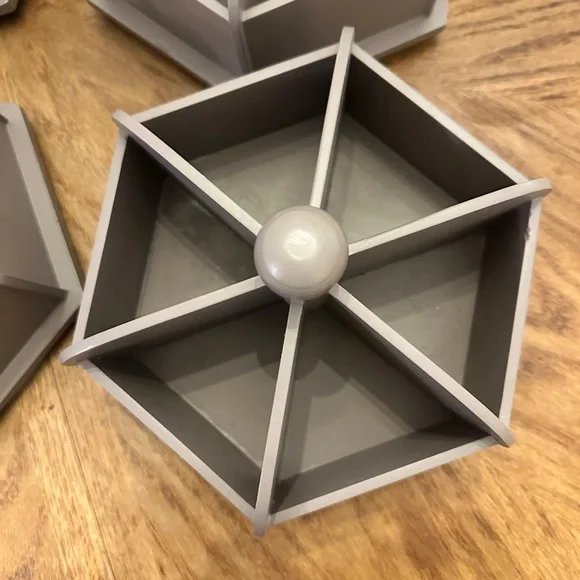 Set of Four Spinning Hexagon Organizers - Picture 3 of 5